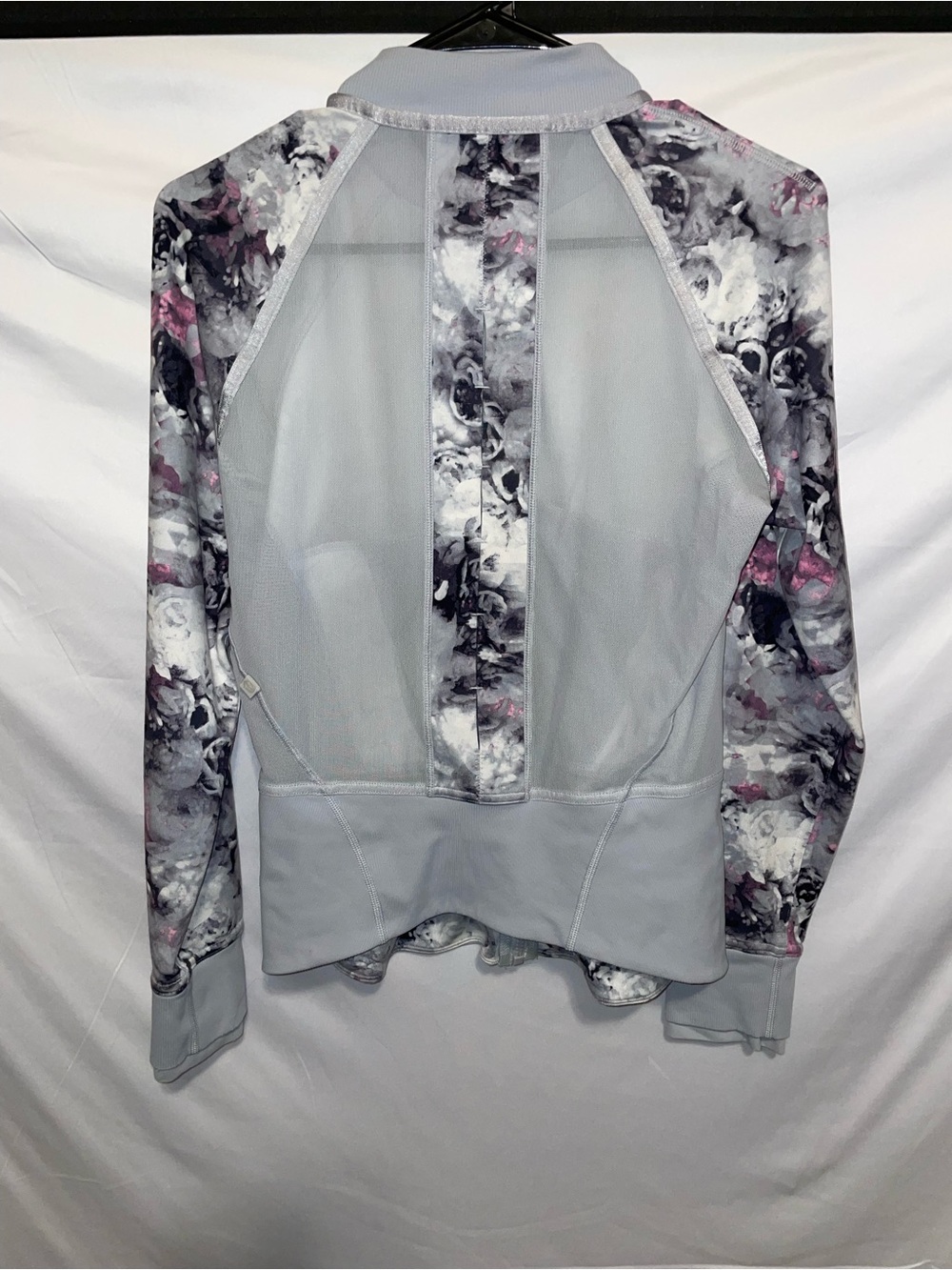 lululemon athletica Light Floral Zip Bomber Jacket in White, Pink & Gray - Picture 7 of 10